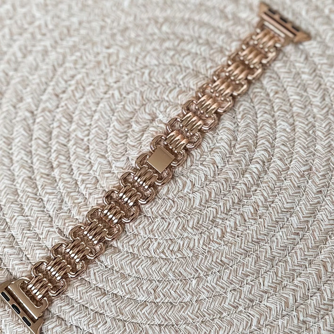 LOTTIE STAINLESS STEEL APPLE WATCH STRAP - ROSE GOLD