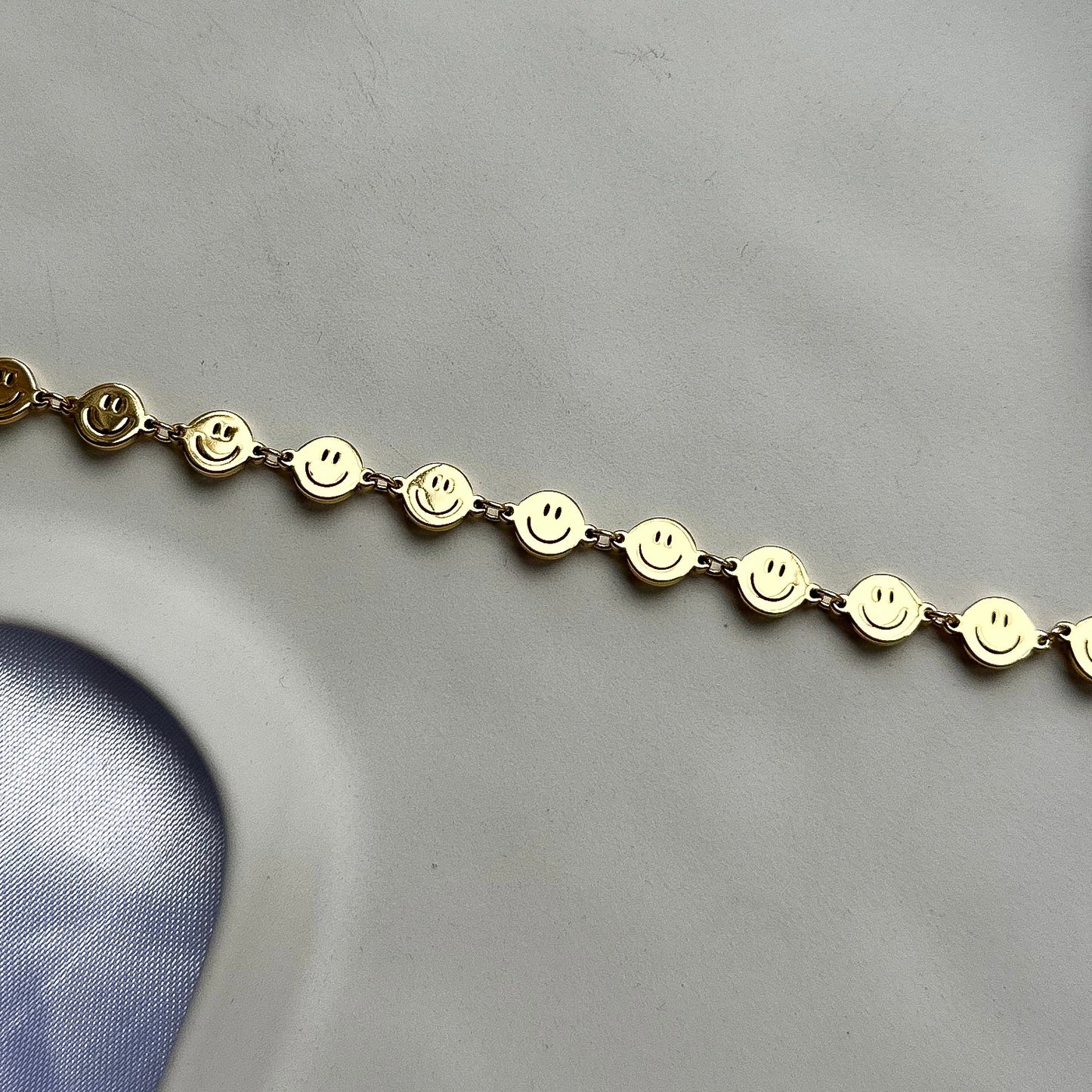 SMILEY BRACELET