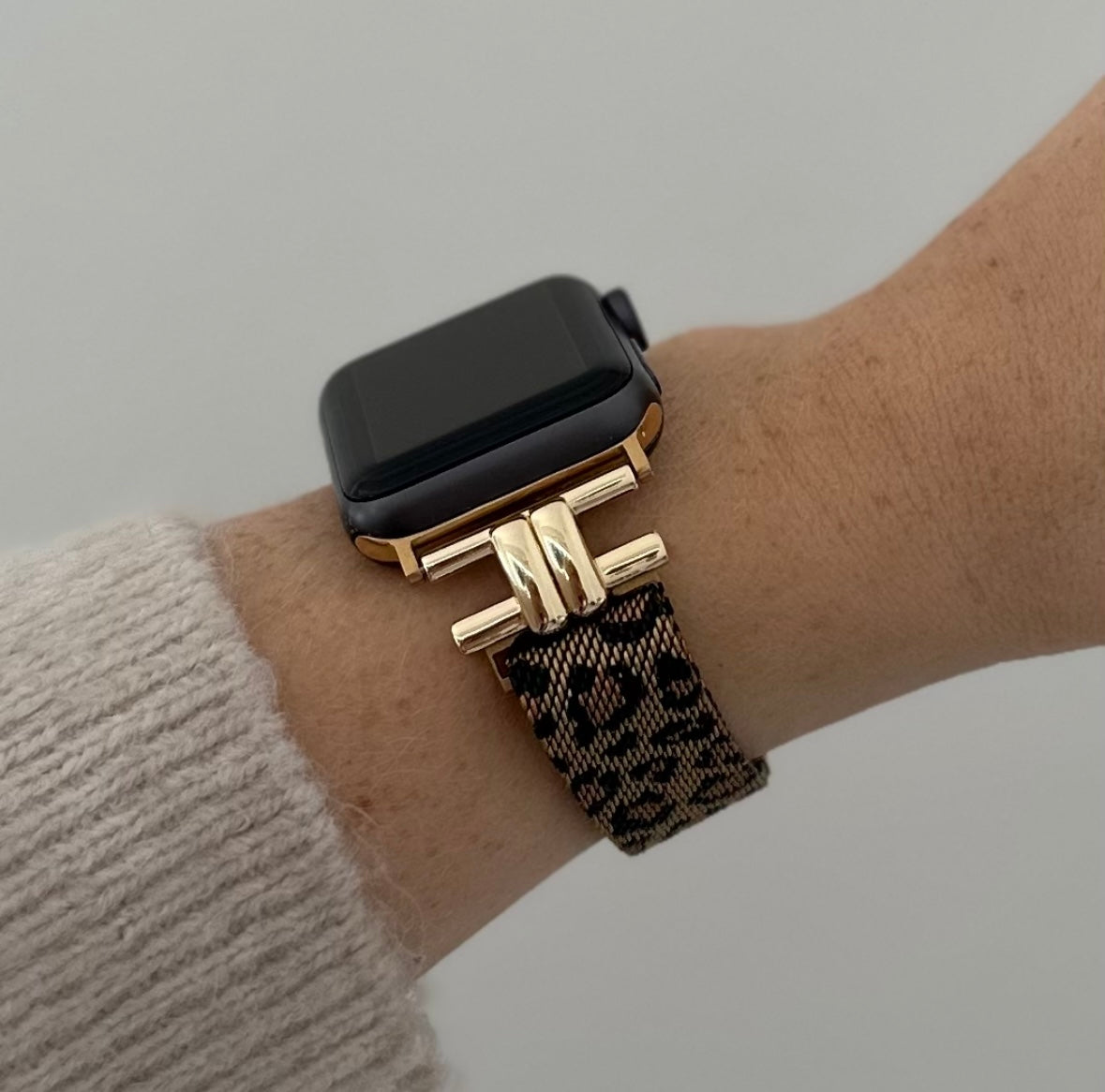 LILY STAINLESS STEEL APPLE WATCH STRAP - LEOPARD